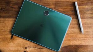 OnePlus Pad Go header showing two tablets in green on a green background.