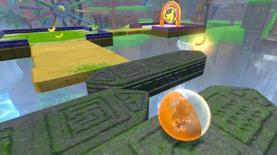 Captura de tela da análise de Super Monkey Ball Banana Rumble mostrando um nível baseado na selva