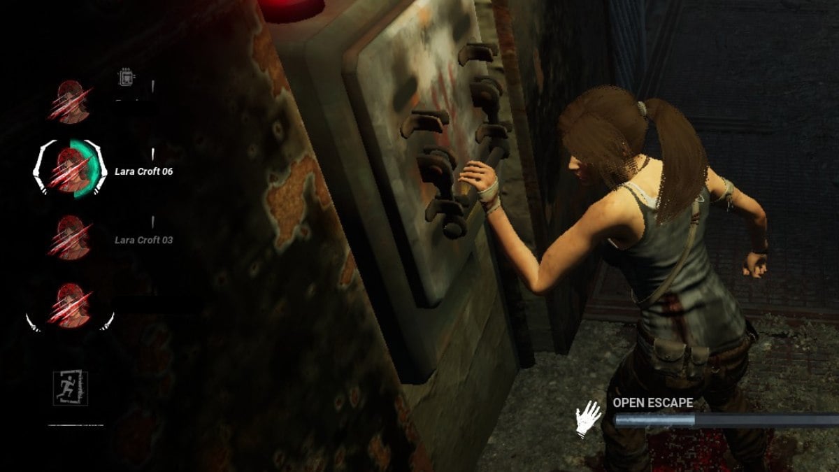 Lara Croft abrindo o portão de saída