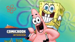 As estrelas de Bob Esponja Calça Quadrada, Tom Kenny e Bill Fagerbakke, falam sobre interpretar personagens icônicos