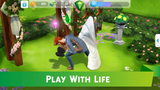 Melhores jogos para casais - uma captura de tela do The Sims Mobile com um noivo mergulhando e beijando sua esposa