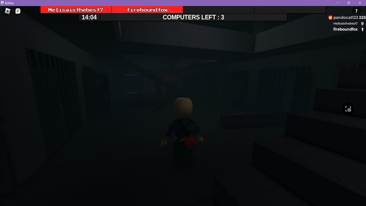 Escondendo-se da Besta em Flee the Facility no Roblox.