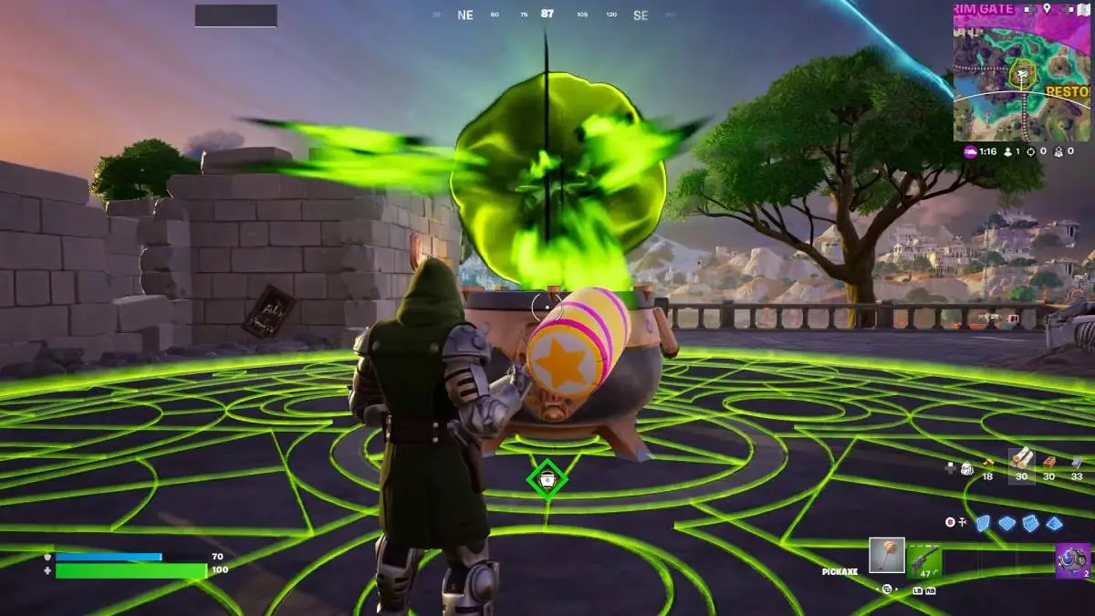 Interagindo com o Caldeirão para obter o Poder do Doutor Destino em Fortnite